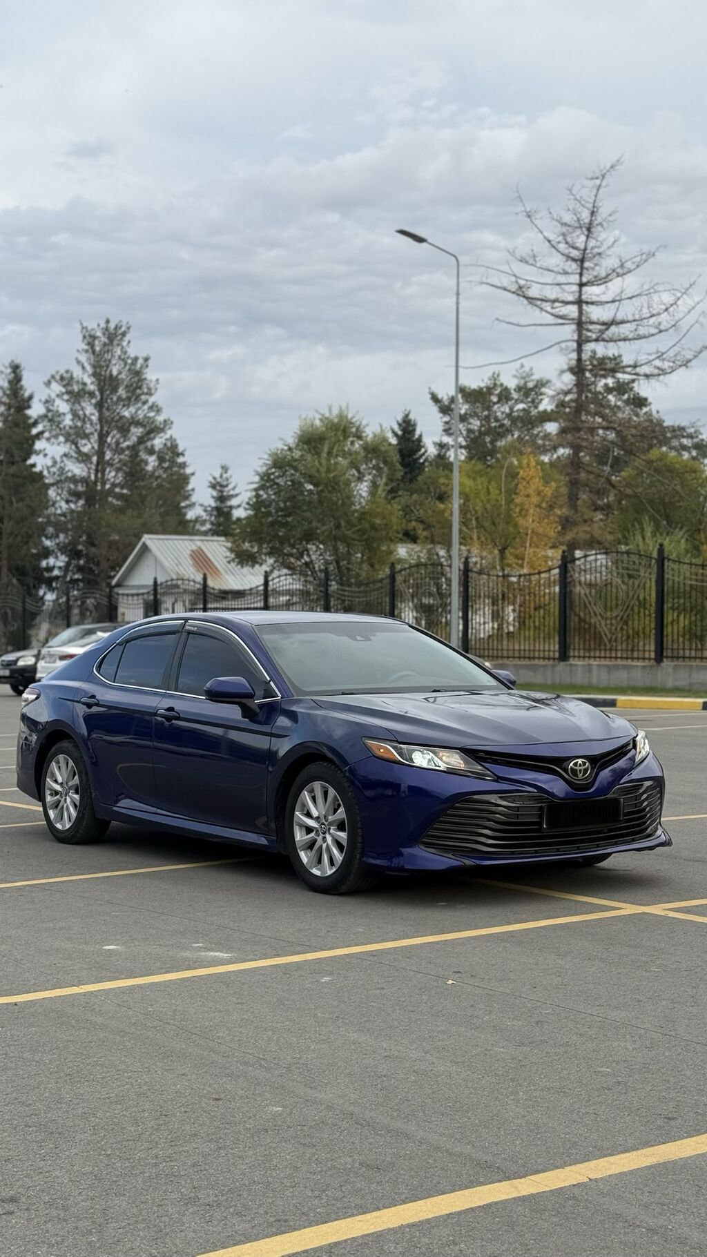 Toyota Camry: 2018 г., 2.5 л, Автомат, Бензин, Седан: фото 2