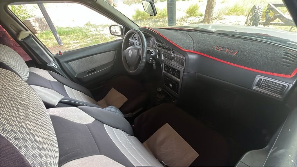 Daewoo Nexia: 2011 г., 1.5 л, Механика, Бензин, Седан: фото 5