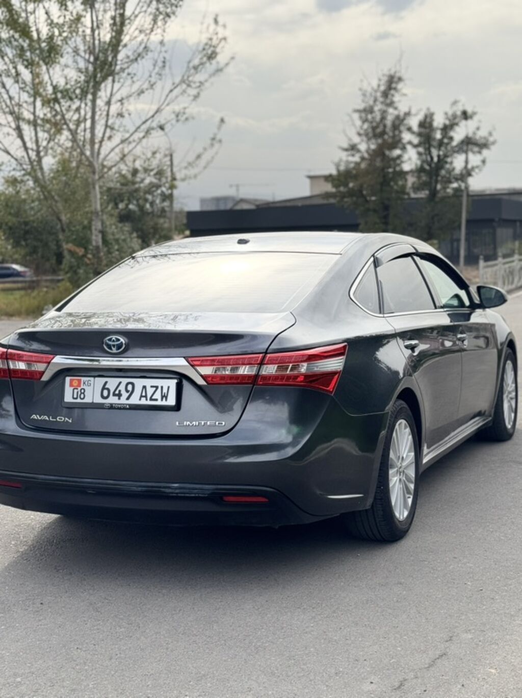 Toyota Avalon: 2015 г., 2.5 л, Автомат, Гибрид, Седан: фото 5