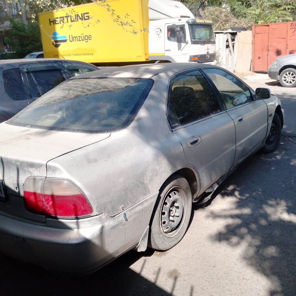 Honda Accord: 1996 г., Автомат, Бензин, Седан: фото 4