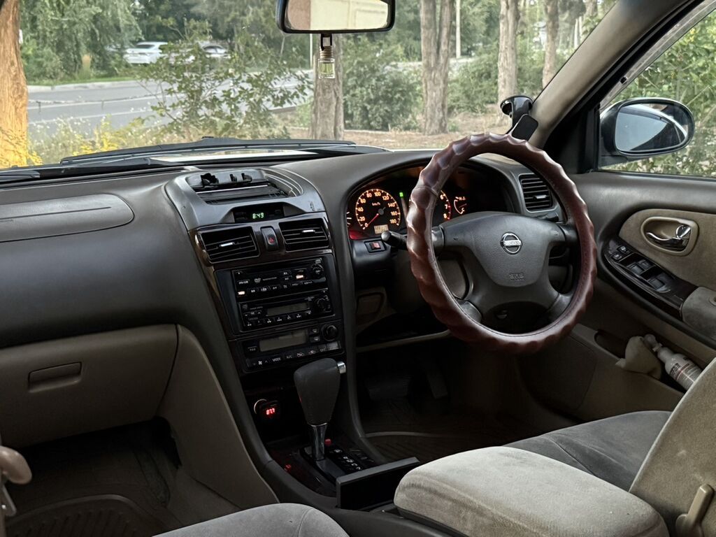 Nissan Cefiro: 2002 г., 2 л, Автомат, Бензин, Седан: фото 7