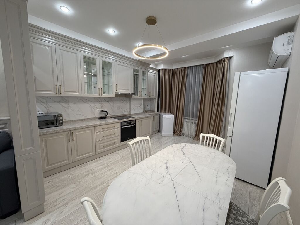 Студия, 104 м², ЖД вокзал Элитка, 4 этаж, Дизайнерский ремонт: фото 2