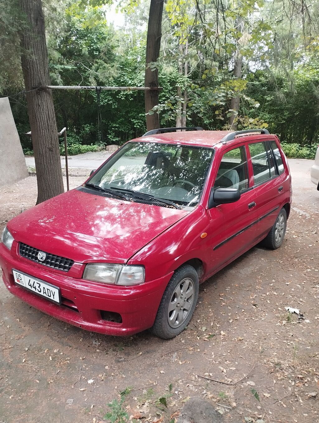 Mazda Demio: 2000 г., Механика, Хэтчбэк: фото 3