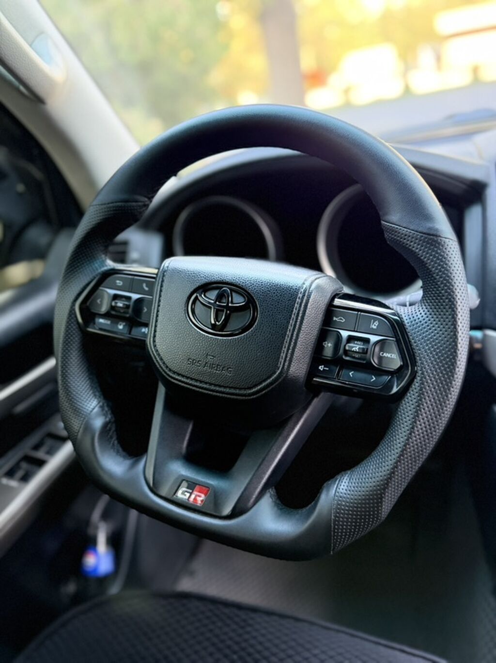 Toyota Land Cruiser: 2011 г., 4.5 л, Автомат, Дизель, Внедорожник: фото 7