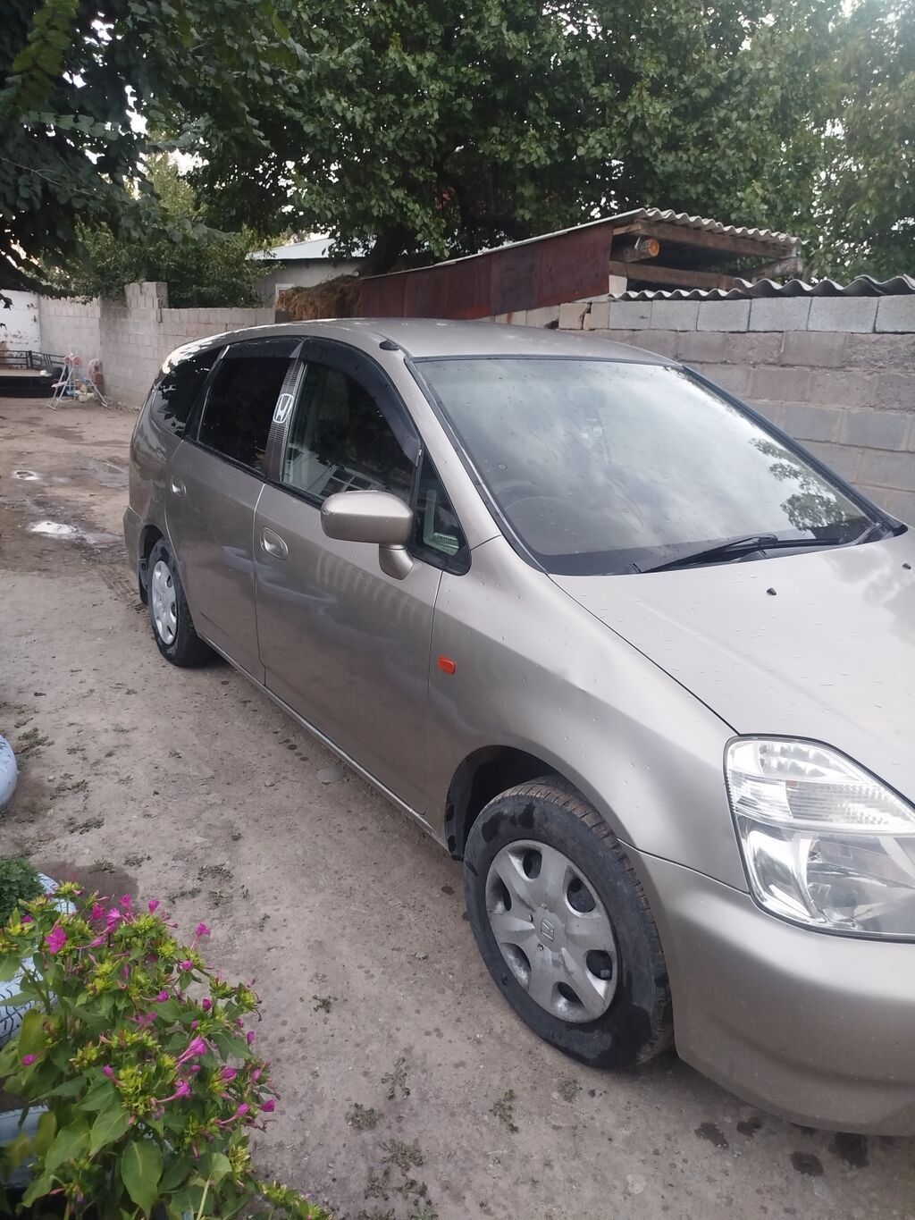 Honda Stream: 2003 г., 1.7 л, Автомат, Бензин, Минивэн: фото 2