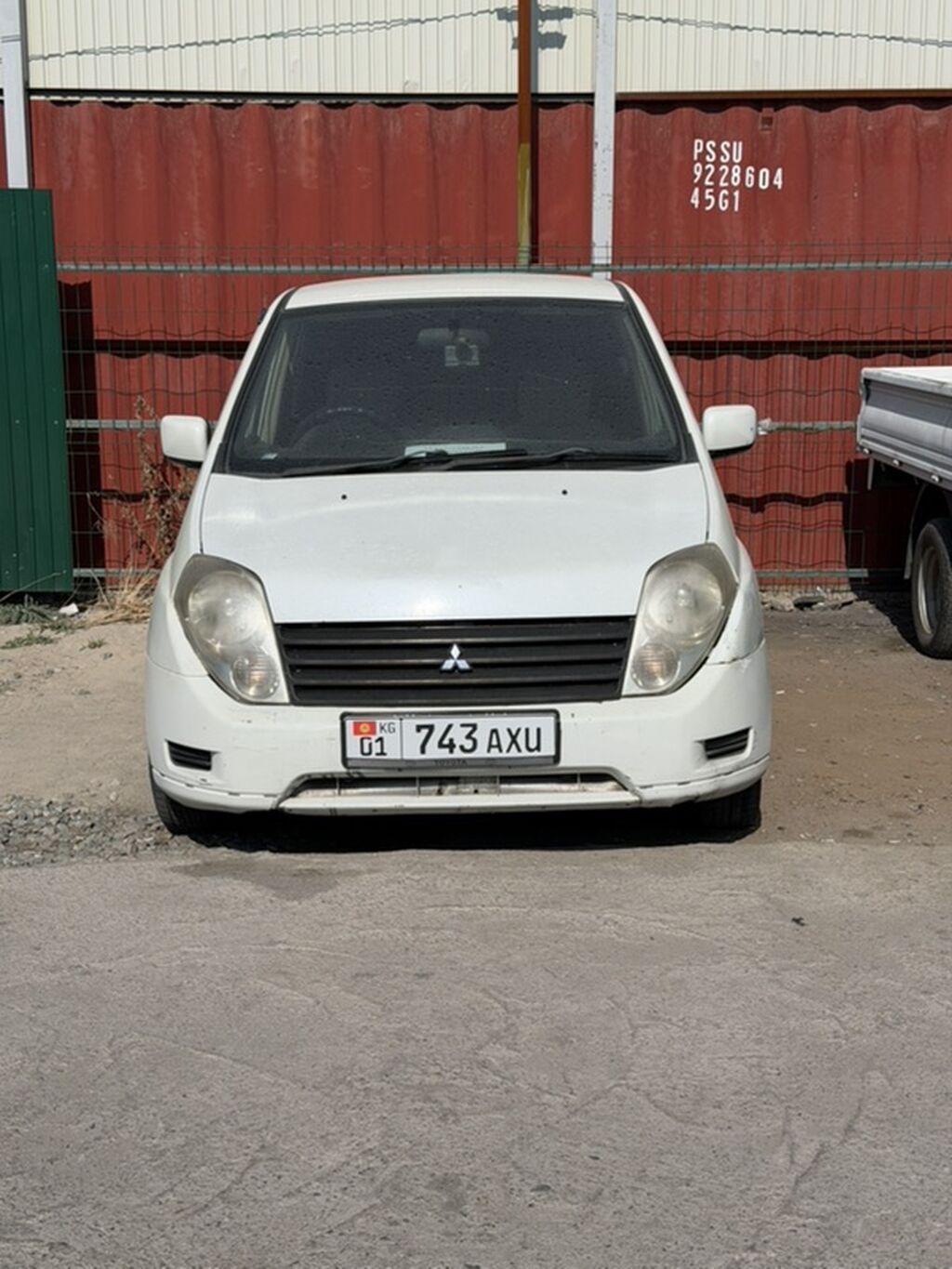 Mitsubishi Dingo: 2000 г., 1.5 л, Автомат, Бензин, Хэтчбэк: фото 3