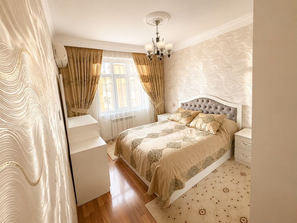 Bakı, Bakıxanov qəs., 3 otaqlı, Köhnə tikili, 85 kv. m