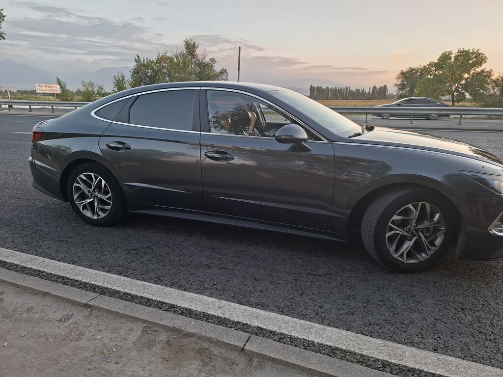 Hyundai Sonata: 2021 г., 2 л, Автомат, Газ, Седан: фото 6