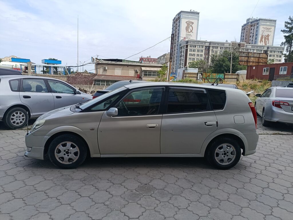 Toyota Raum