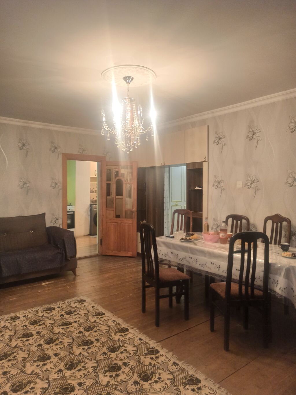 Sumqayıt, 3 otaqlı, Köhnə tikili, 85 kv. m