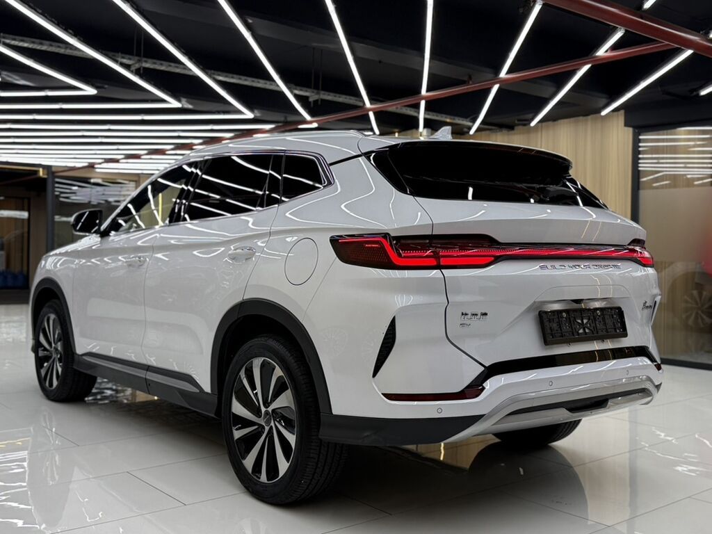 BYD Song Plus: 2024 г., 0.1 л, Автомат, Гибрид, Кроссовер: фото 4