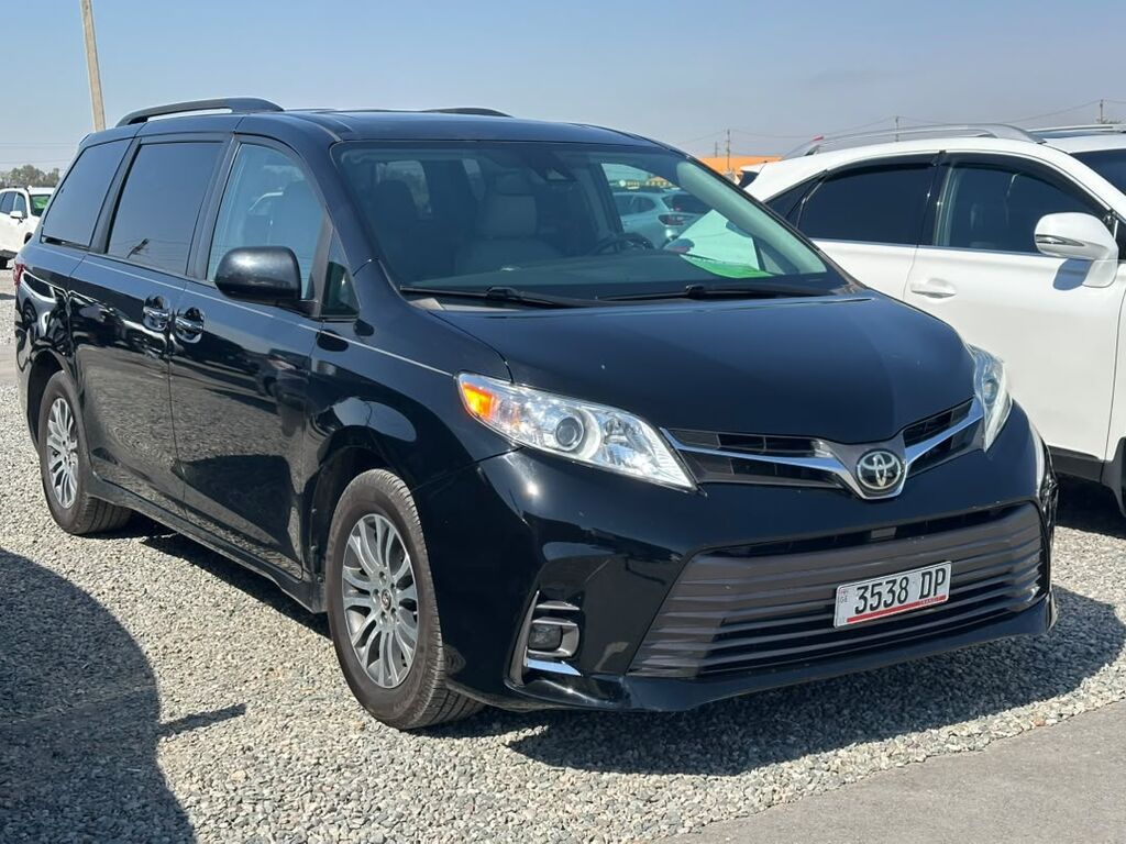 Toyota Sienna: 2020 г., 3.5 л, Автомат, Бензин, Минивэн: фото 3
