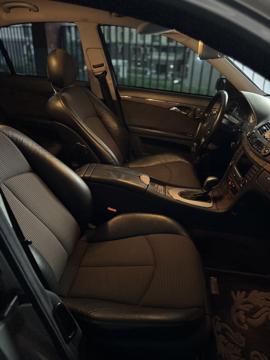 Mercedes-Benz E-Class: 2003 г., 3.2 л, Автомат, Бензин, Седан: фото 7