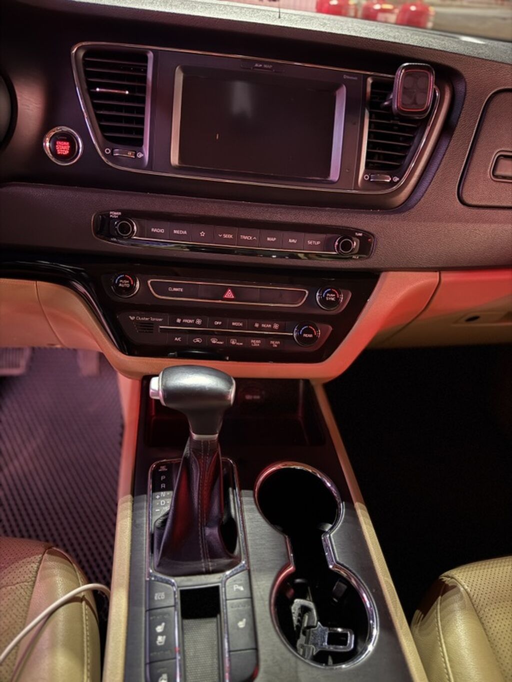 Kia Carnival: 2019 г., Автомат, Бензин, Минивэн: фото 8