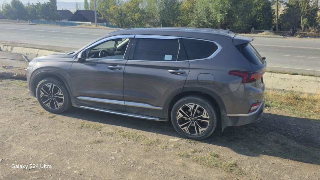 Hyundai Santa Fe: 2018 г., 2.4 л, Автомат, Бензин, Кроссовер: фото 7