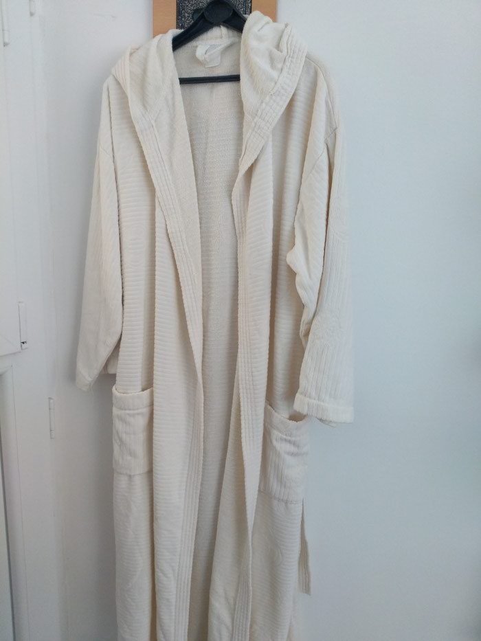 Ostala ženska odeća: Bade mantil. Xl/XXL. Ocuvan, bez ostecenja. na lalafo.rs Bade mantil. Xl/XXL. Ocuvan, bez ostecenja. - Prijepolje