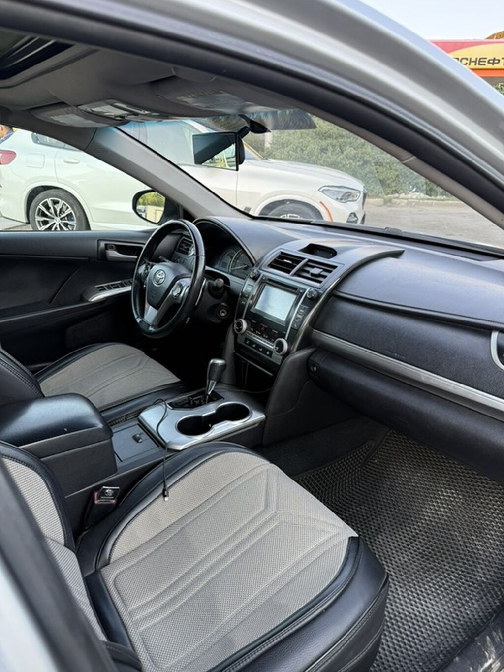Toyota Camry: 2014 г., 2.5 л, Автомат, Бензин, Седан: фото 6