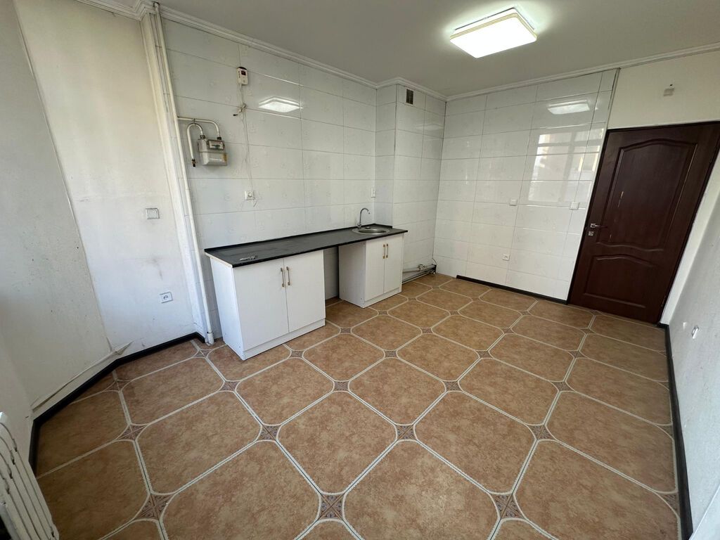 2 комнаты, 80 м², АЮ Гранд Элитка, 6 этаж, Требуется ремонт: фото 3