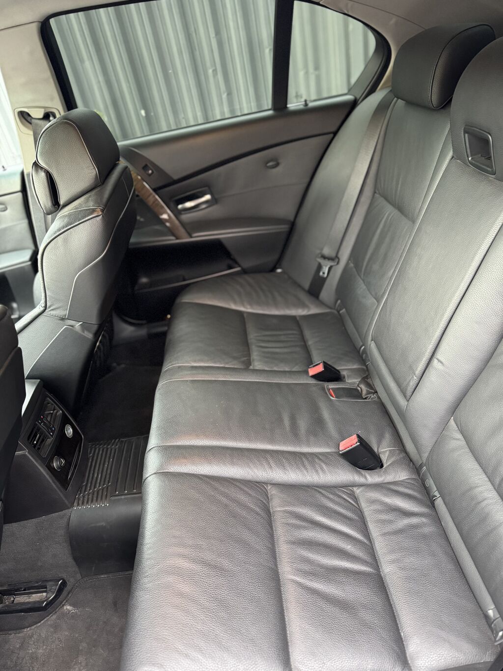 BMW 5 series: 2006 г., 4.8 л, Автомат, Бензин, Седан: фото 5