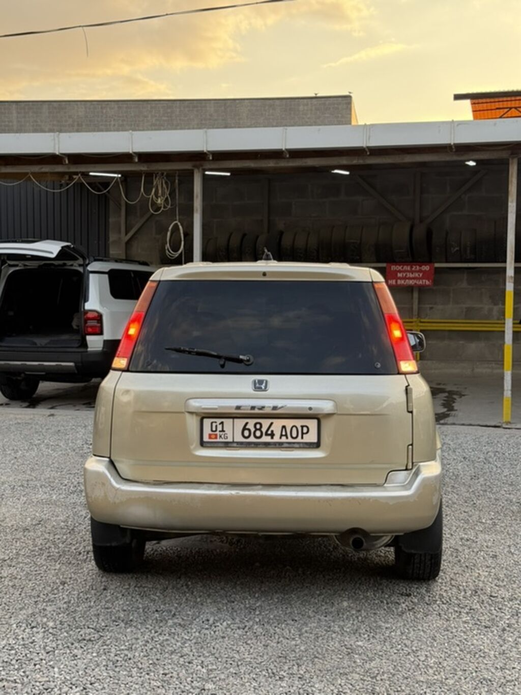Honda CR-V: 1999 г., 2 л, Автомат, Бензин, Кроссовер: фото 3