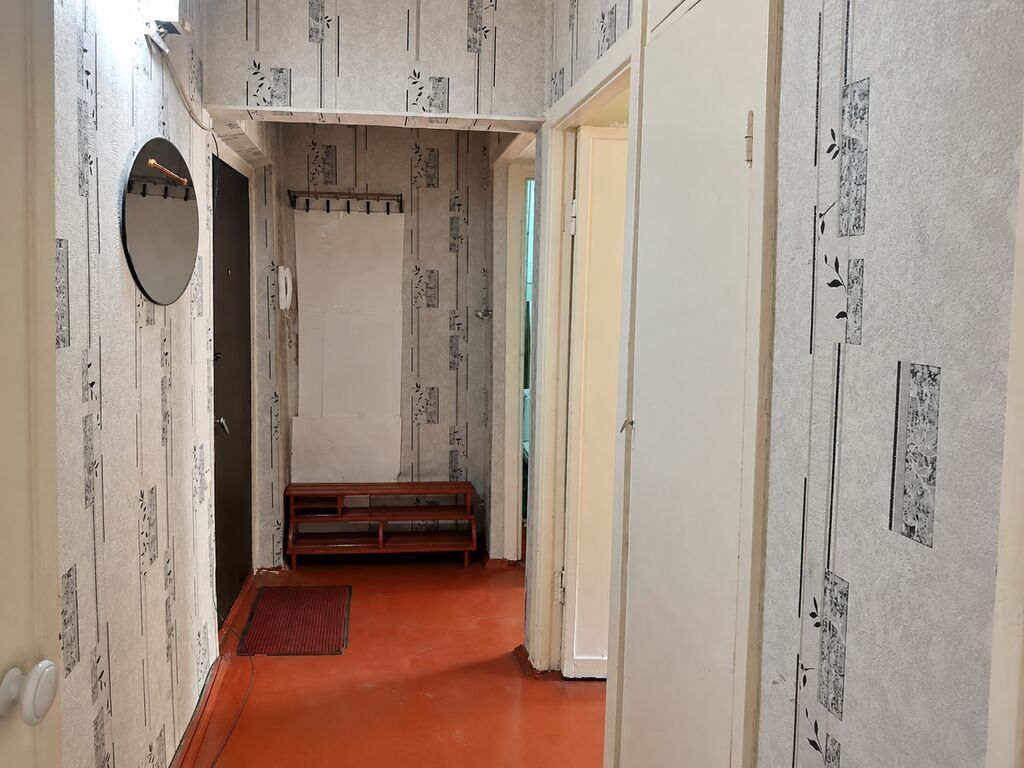 2 комнаты, 44 м², 8 мкр 104 серия, 2 этаж, Старый ремонт: фото 5