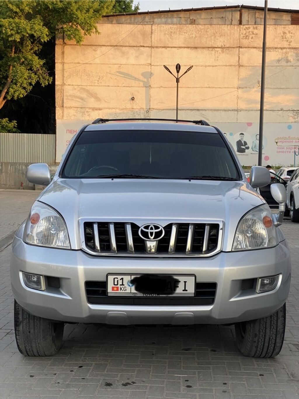Toyota Land Cruiser Prado: 2003 г., 3.4 л, Автомат, Газ, Внедорожник: фото 2