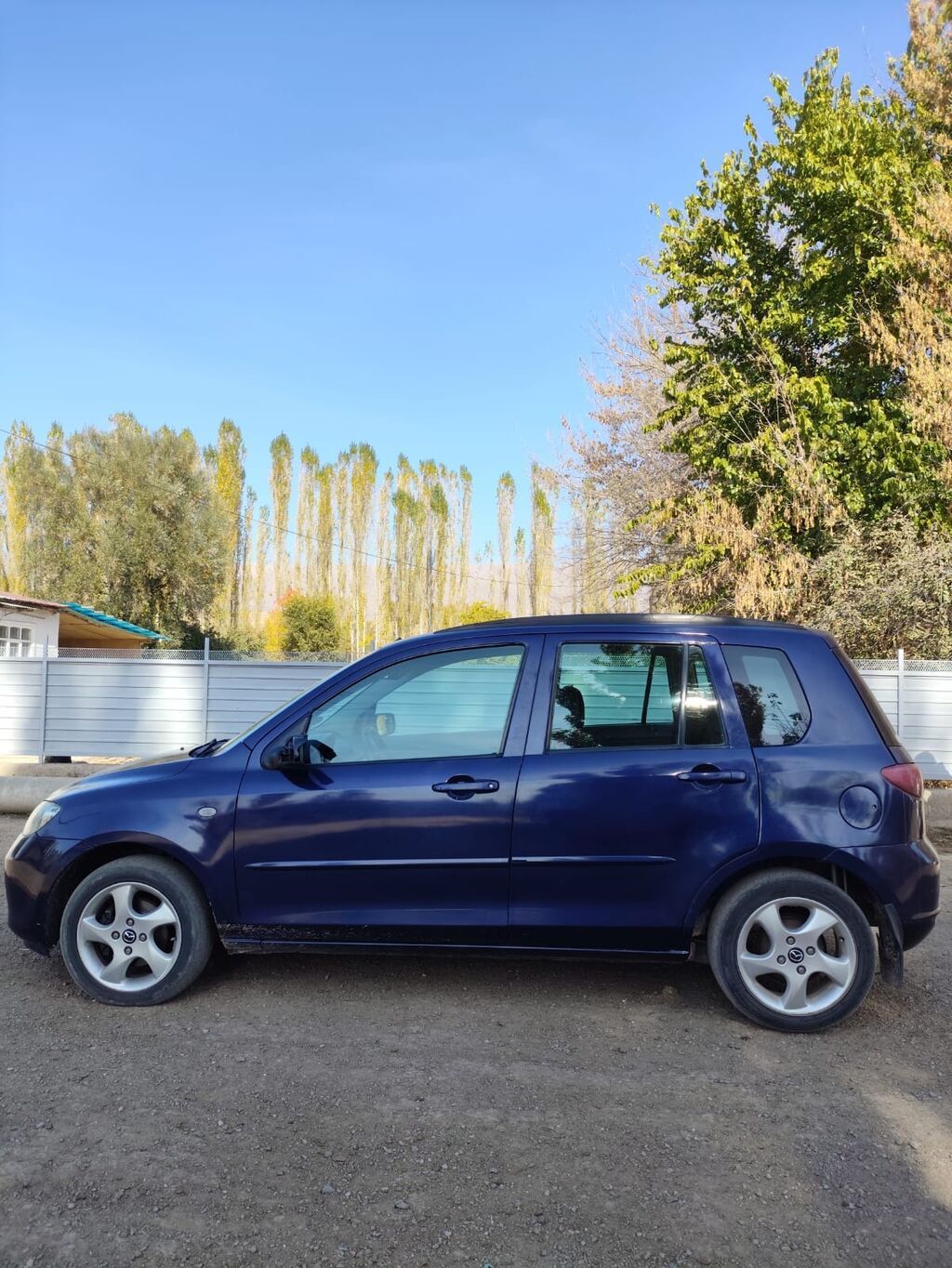 Mazda Demio: 2003 г., Хэтчбэк: фото 3