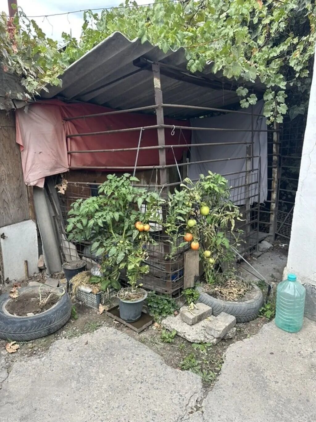 40 м², 4 комнаты, Бишкек Парк ТРЦ, Без животных: фото 2