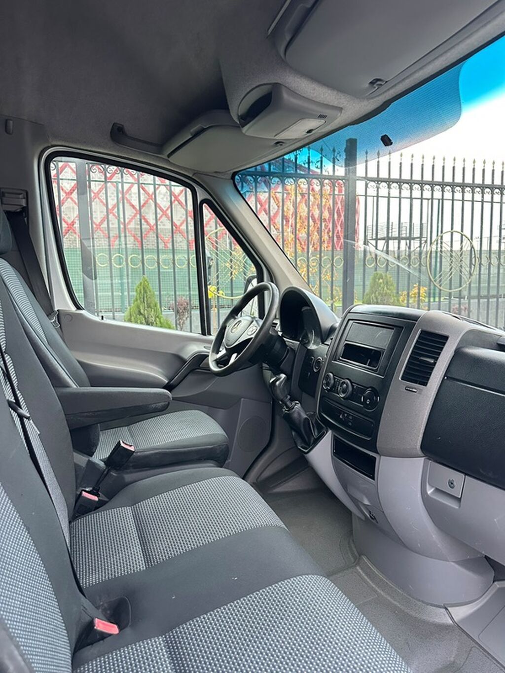 Mercedes-Benz Спринтер: 2011 г., 2.2 л, Механика, Дизель, Бус: фото 8
