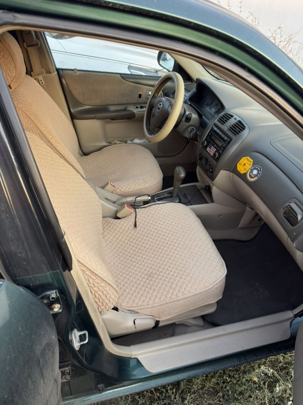 Mazda Protege: 2002 г., 1.6 л, Автомат, Седан: фото 3