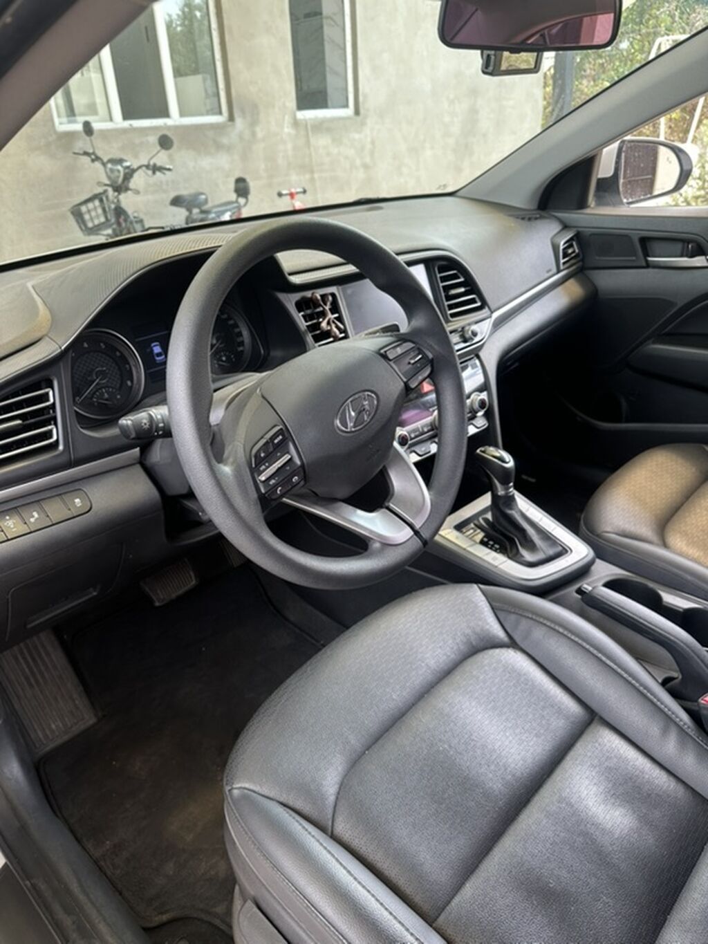 Hyundai Avante: 2019 г., 1.6 л, Автомат, Бензин, Седан: фото 5