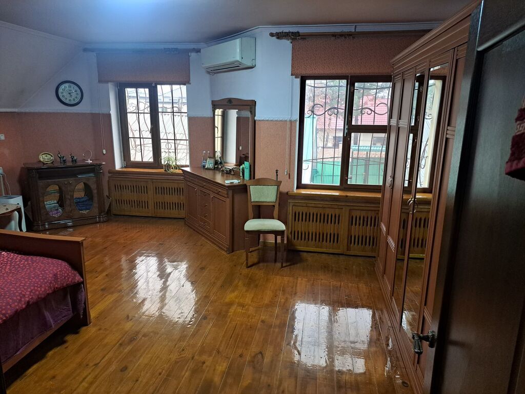 280 м², 6 комнат и более: фото 4