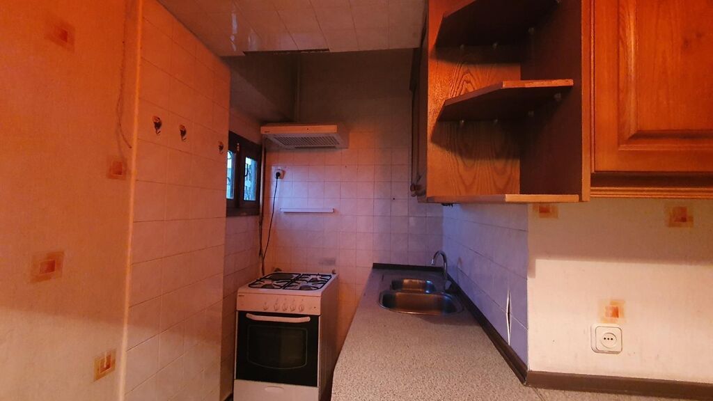 Yasamal, 3 otaqlı, Yeni tikili, m. İnşaatçılar, 89 kv. m