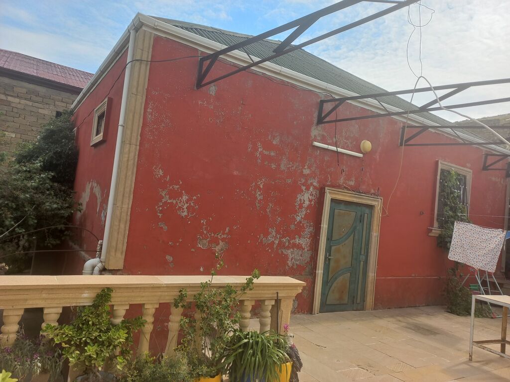 3 otaqlı, 100 kv. m, Kredit yoxdur, Orta təmir