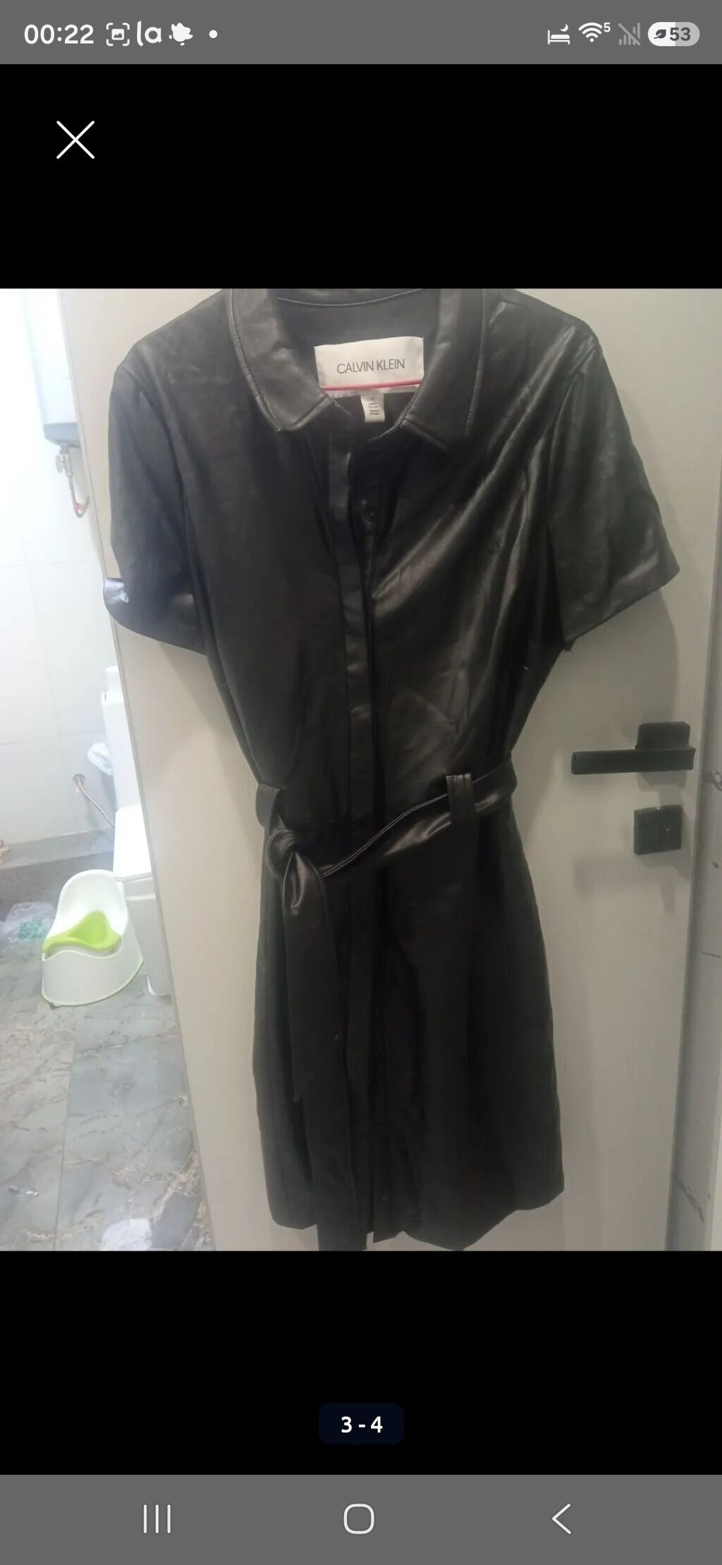 Платье-рубашка Calvin Klein из эко-кожи - Цвет: черный, матовый -: фото 2