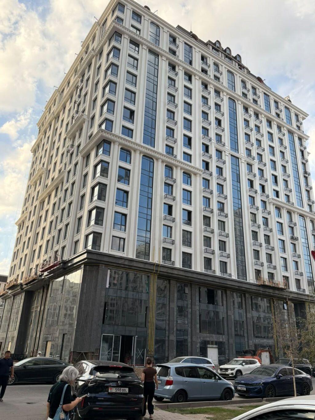 3 комнаты, 109 м², Асанбай мкр Элитка, 7 этаж, ПСО (под самоотделку): фото 1