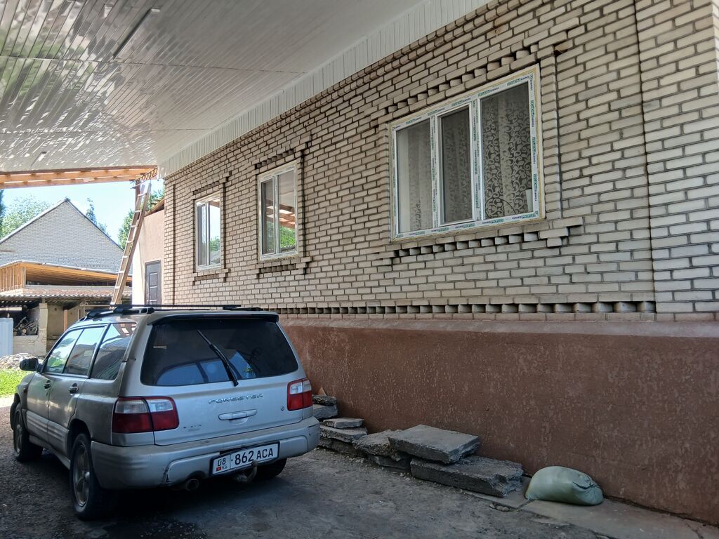 В городе КАРАБАЛТА.Продается 5 комнатный полуподвальный дом в нижней: фото 2