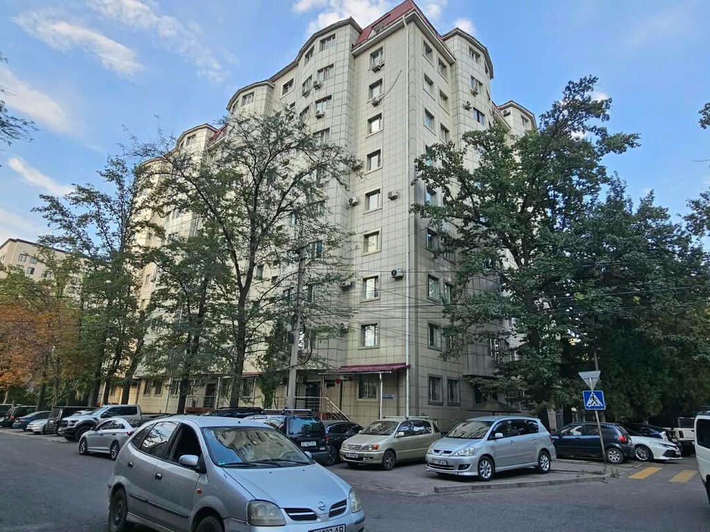 3 комнаты, 85 м², Золотой квадрат Элитка, 10 этаж, Евроремонт: фото 1