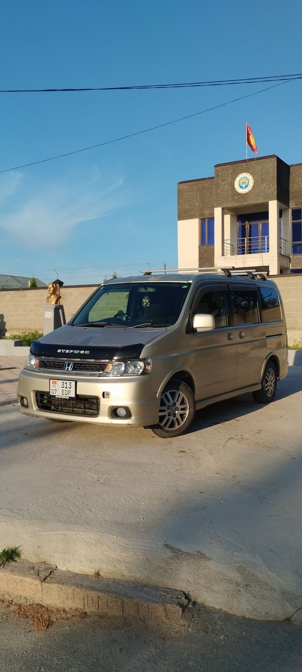 Honda Stepwgn: 2004 г., 2 л, Автомат, Бензин: фото 2