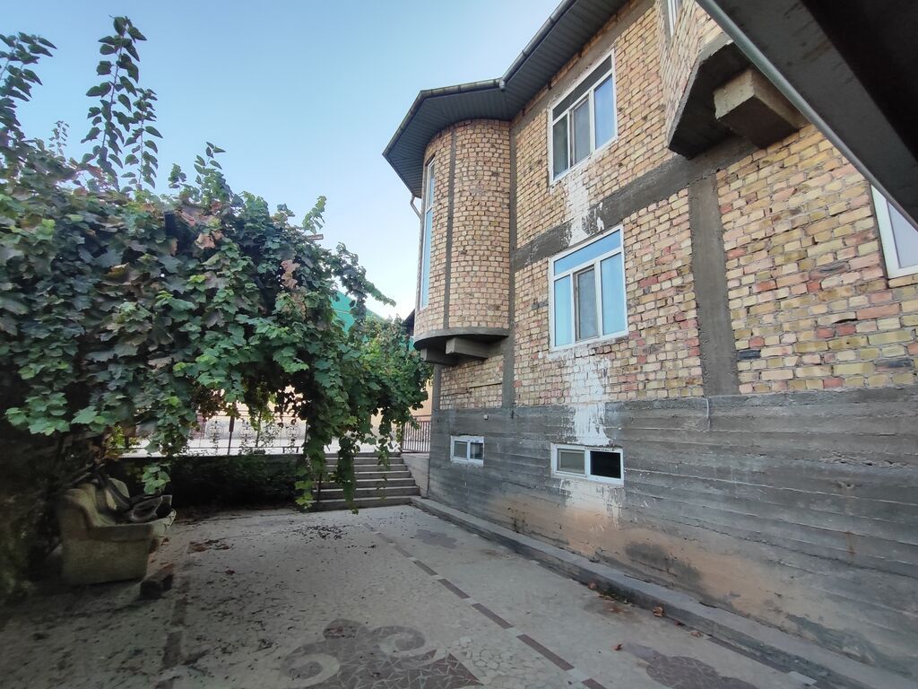 Газпромдун жанында. 2ГИС: Бабура 71а: фото 2