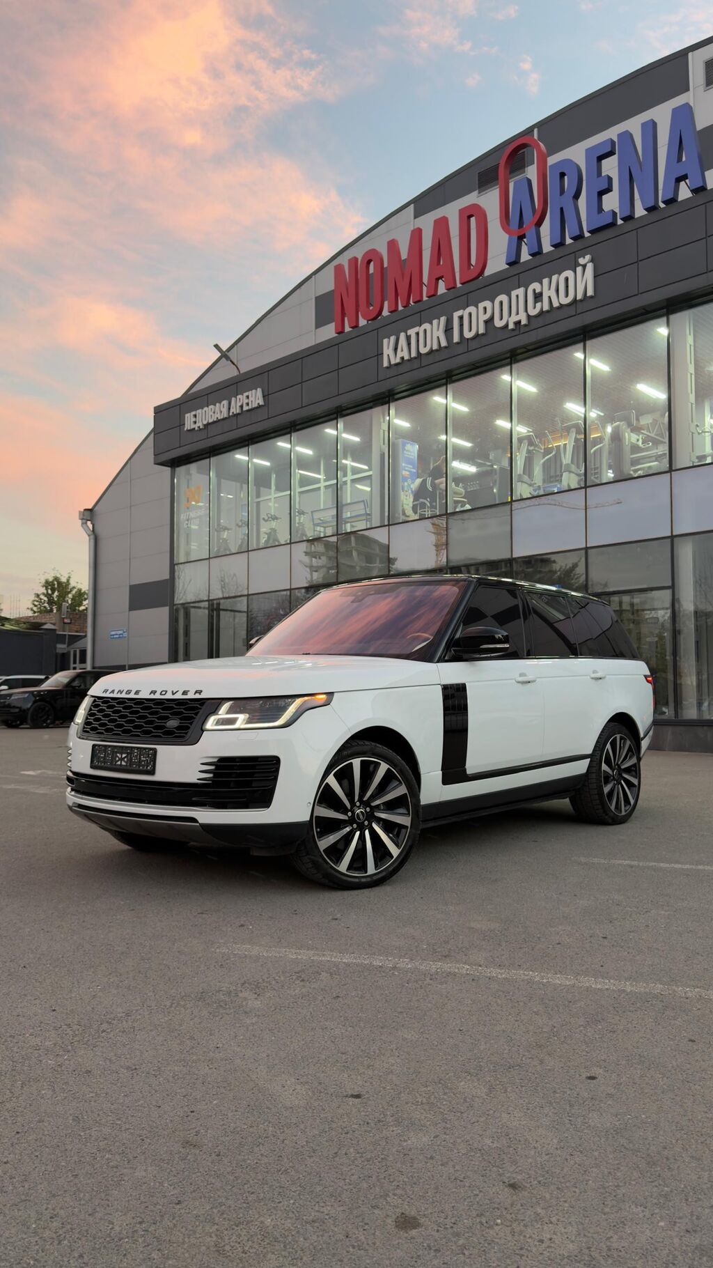 Land Rover Range Rover: 2018 г., 3 л, Автомат, Бензин, Внедорожник: фото 1