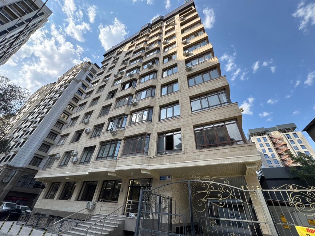 2 комнаты, 71 м², Золотой квадрат Элитка, 3 этаж, ПСО (под самоотделку): фото 1