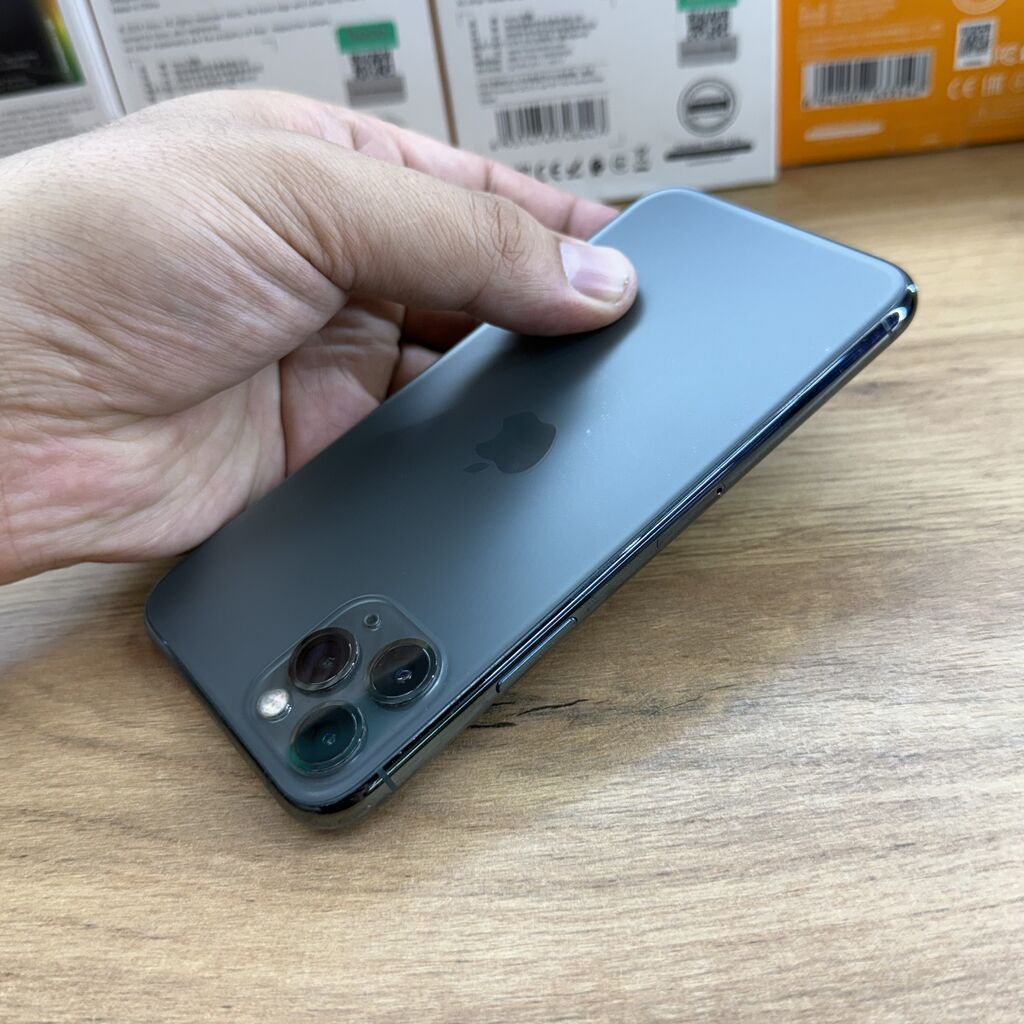 IPhone 11 Pro, Б/у, 256 ГБ, Alpine Green, Защитное стекло, 100 %: фото 3