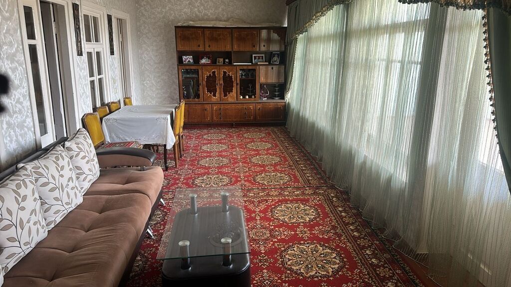 Buzovna 4 otaqlı, 230 kv. m, Kredit yoxdur, Orta təmir