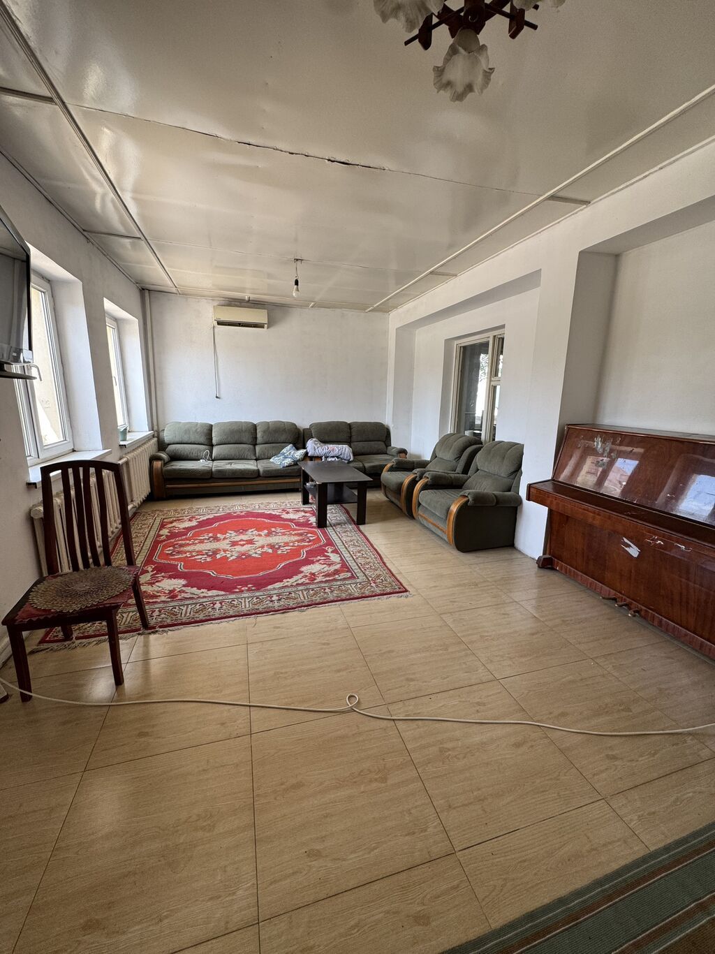 250 м², 6 комнат и более, Кок-Жар мкр: фото 2