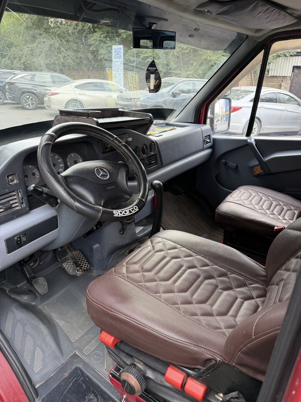 Mercedes-Benz Спринтер: 1999 г., 2.9 л, Механика, Дизель, Бус: фото 4
