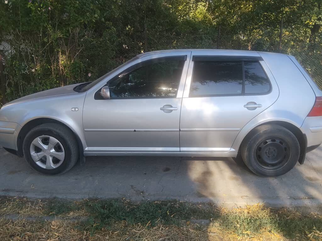 Volkswagen Golf: 2002 г., 1.6 л, Автомат, Бензин, Хэтчбэк: фото 4