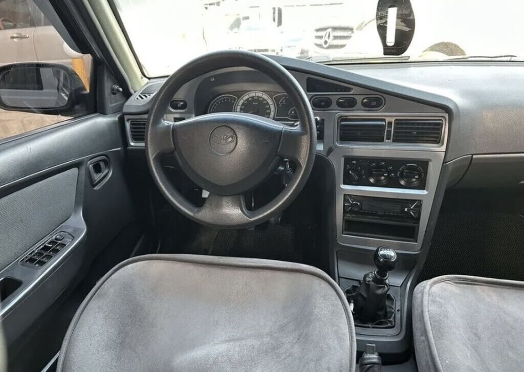 Daewoo Nexia: 2012 г., 1.6 л, Механика, Бензин, Седан: фото 4