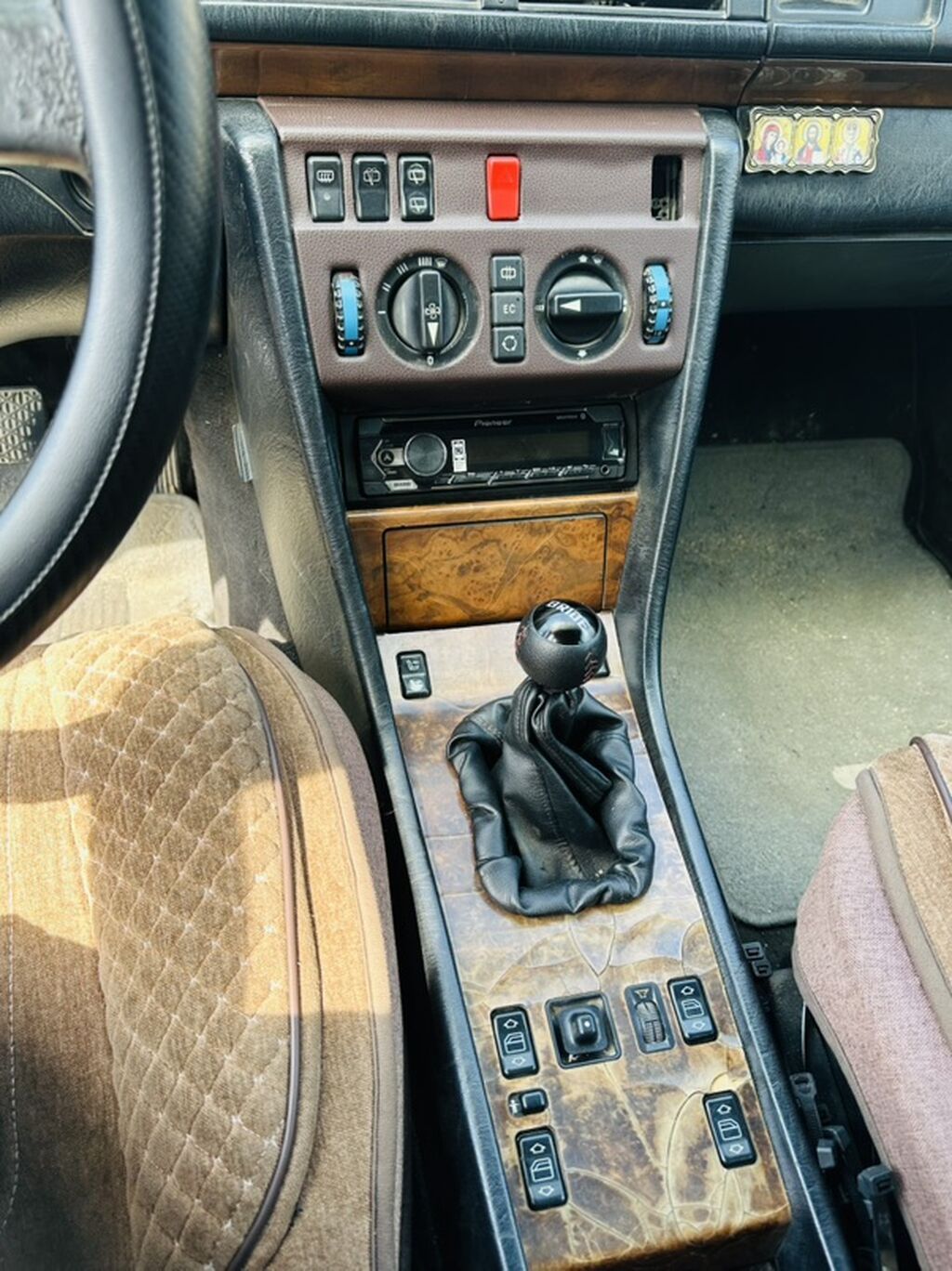 Mercedes-Benz W124: 1990 г., 2.9 л, Механика, Дизель, Универсал: фото 7