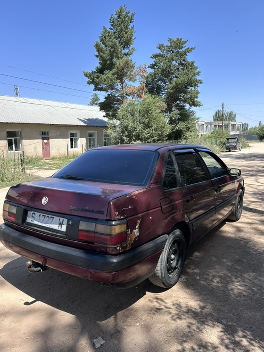 Volkswagen Passat: 1992 г., 1.8 л, Седан: фото 4